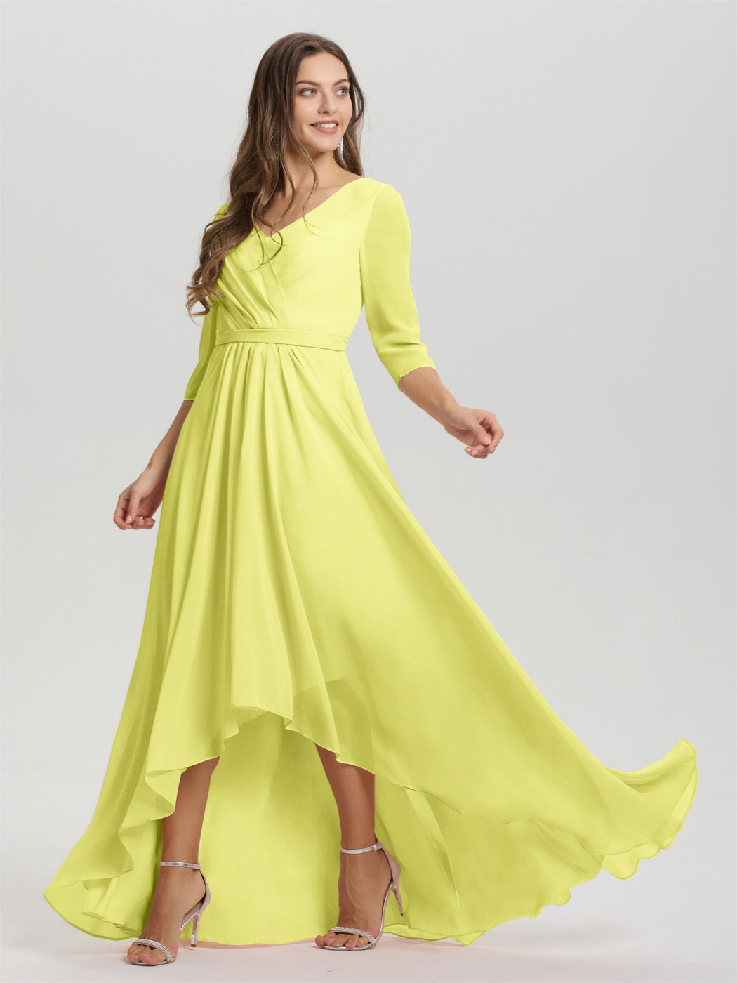 Fließende 3/4 Ärmel V-Ausschnitt Asymmetrisch Hoch Niedrig Chiffon Brautjungfernkleid