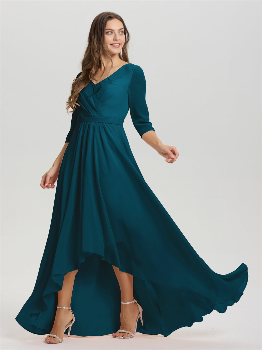 Fließende 3/4 Ärmel V-Ausschnitt Asymmetrisch Hoch Niedrig Chiffon Brautjungfernkleid