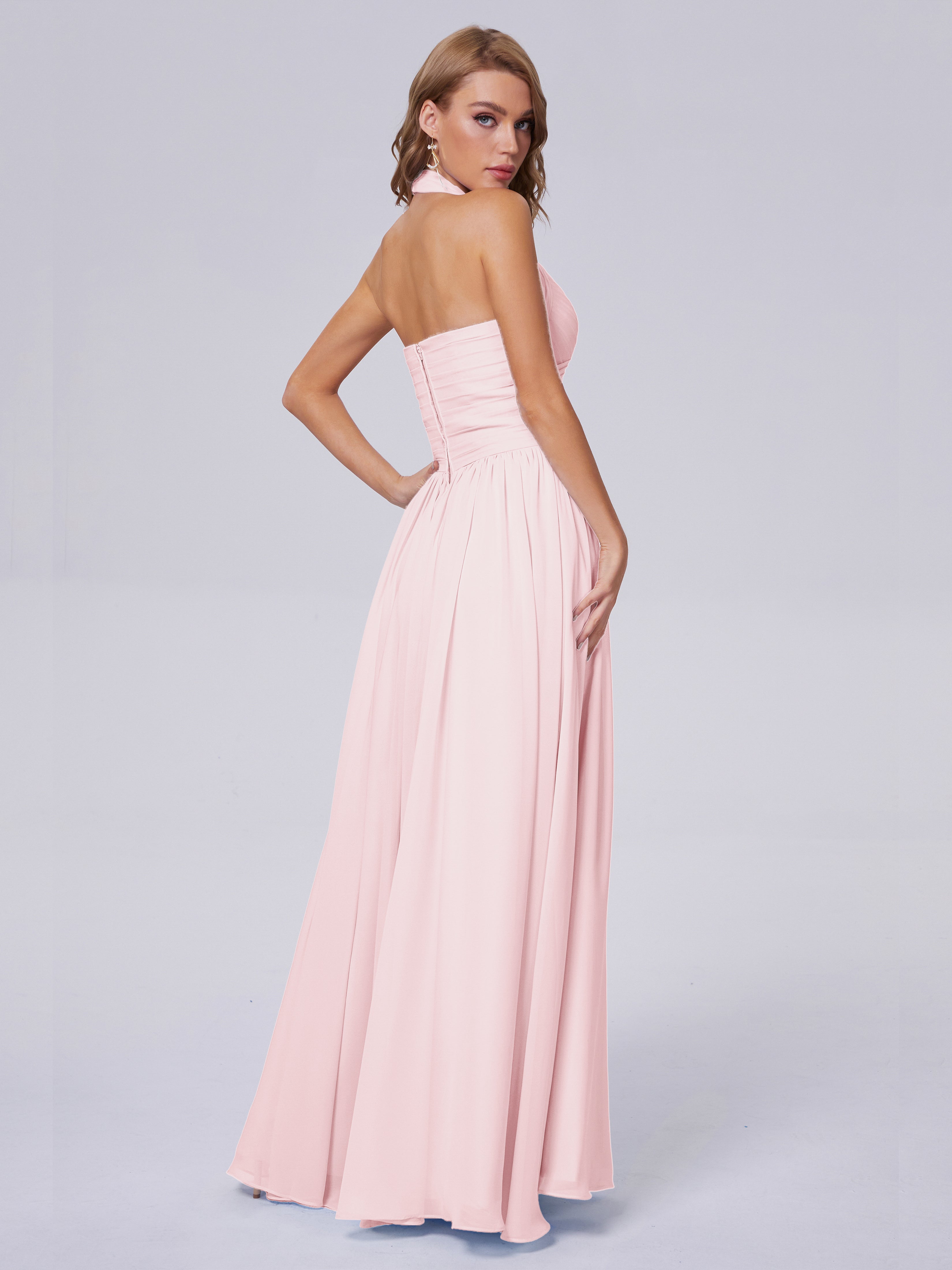 Amaya Atemberaubende Neckholder-Chiffon-Brautjungfernkleider