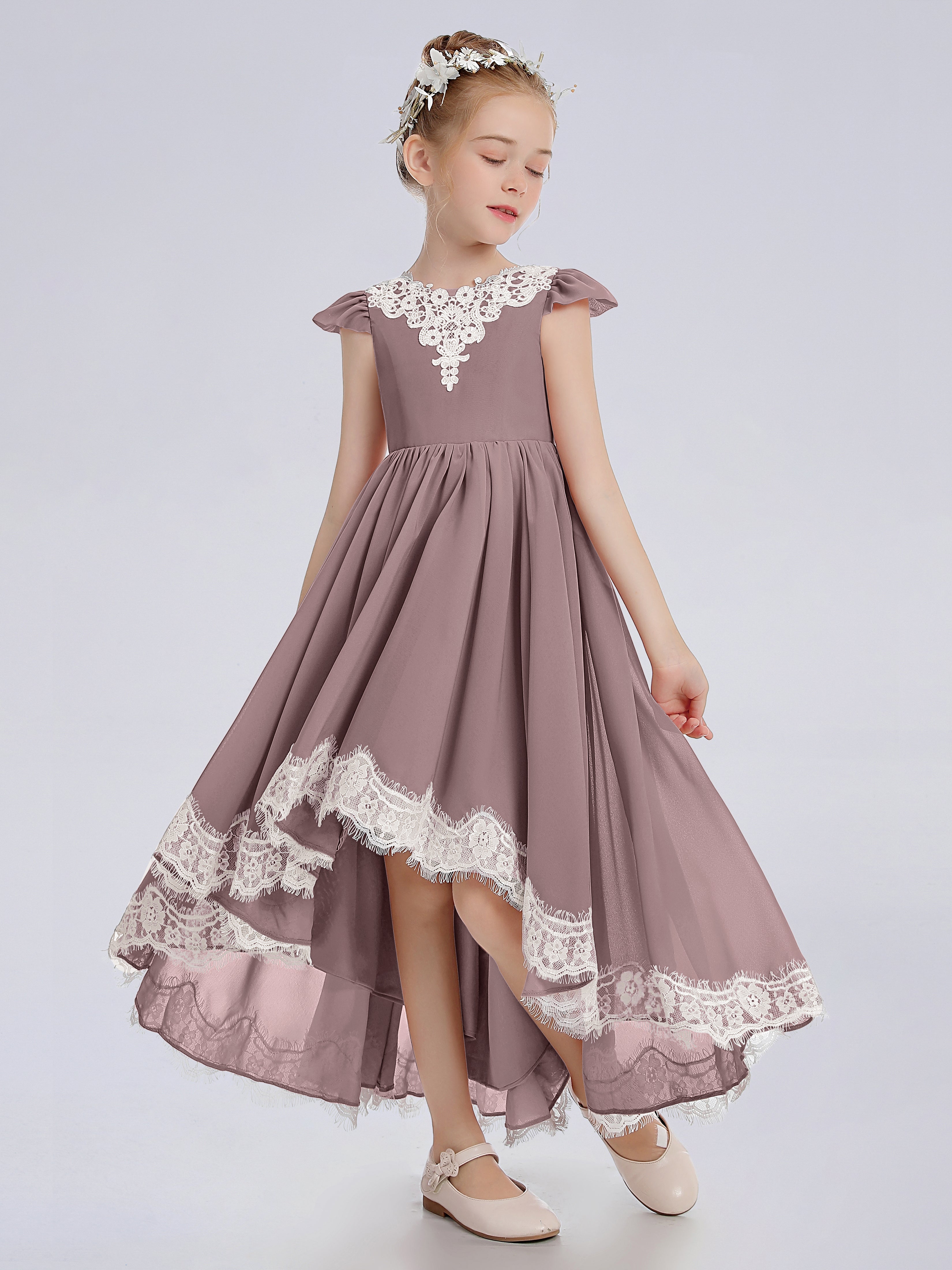 Kleid für Junge Brautjungfern mit Flügelärmeln und Kaskade