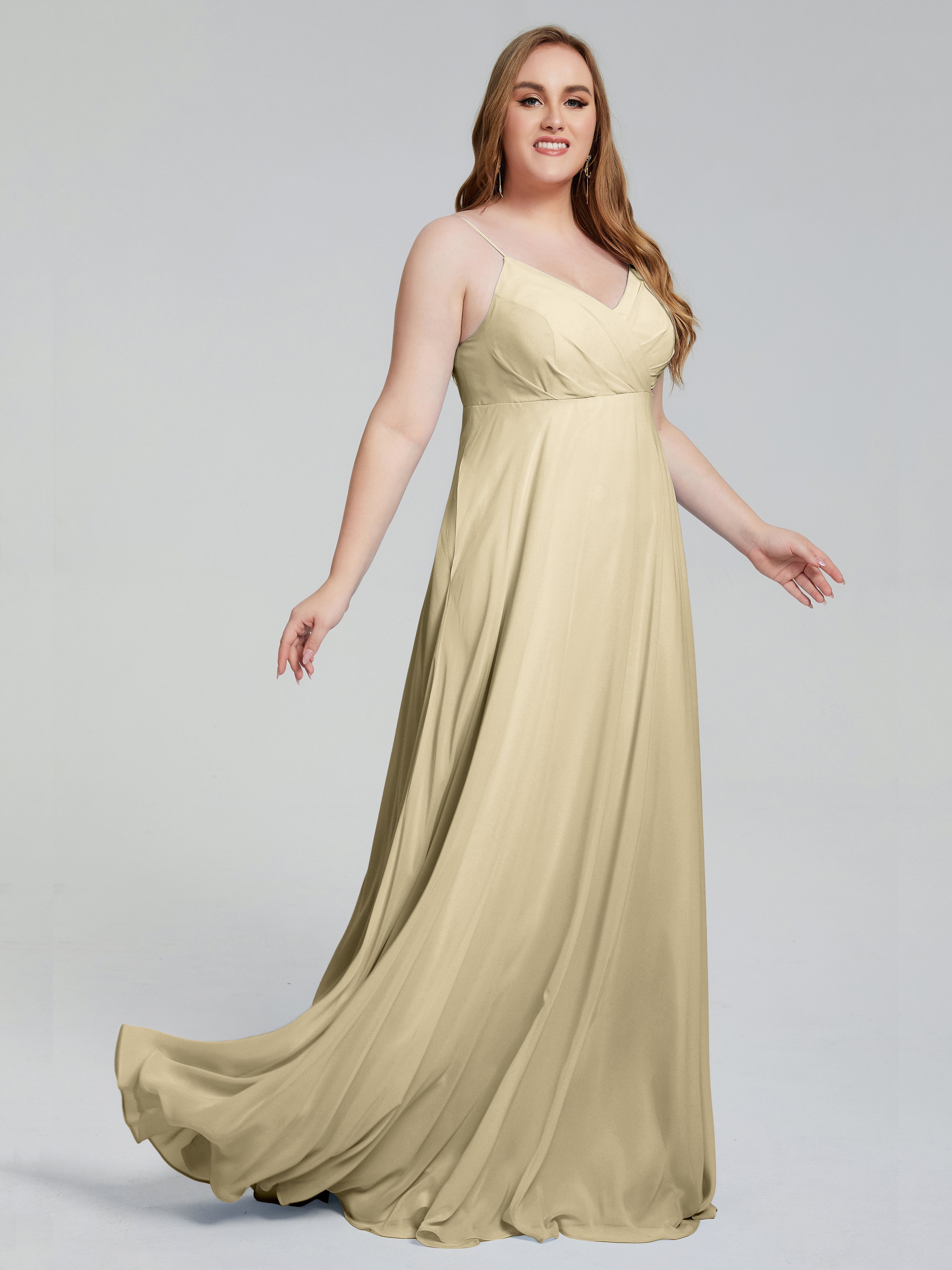 Mariah Elegante Sweep-Zug Brautjungfernkleider in Übergröße