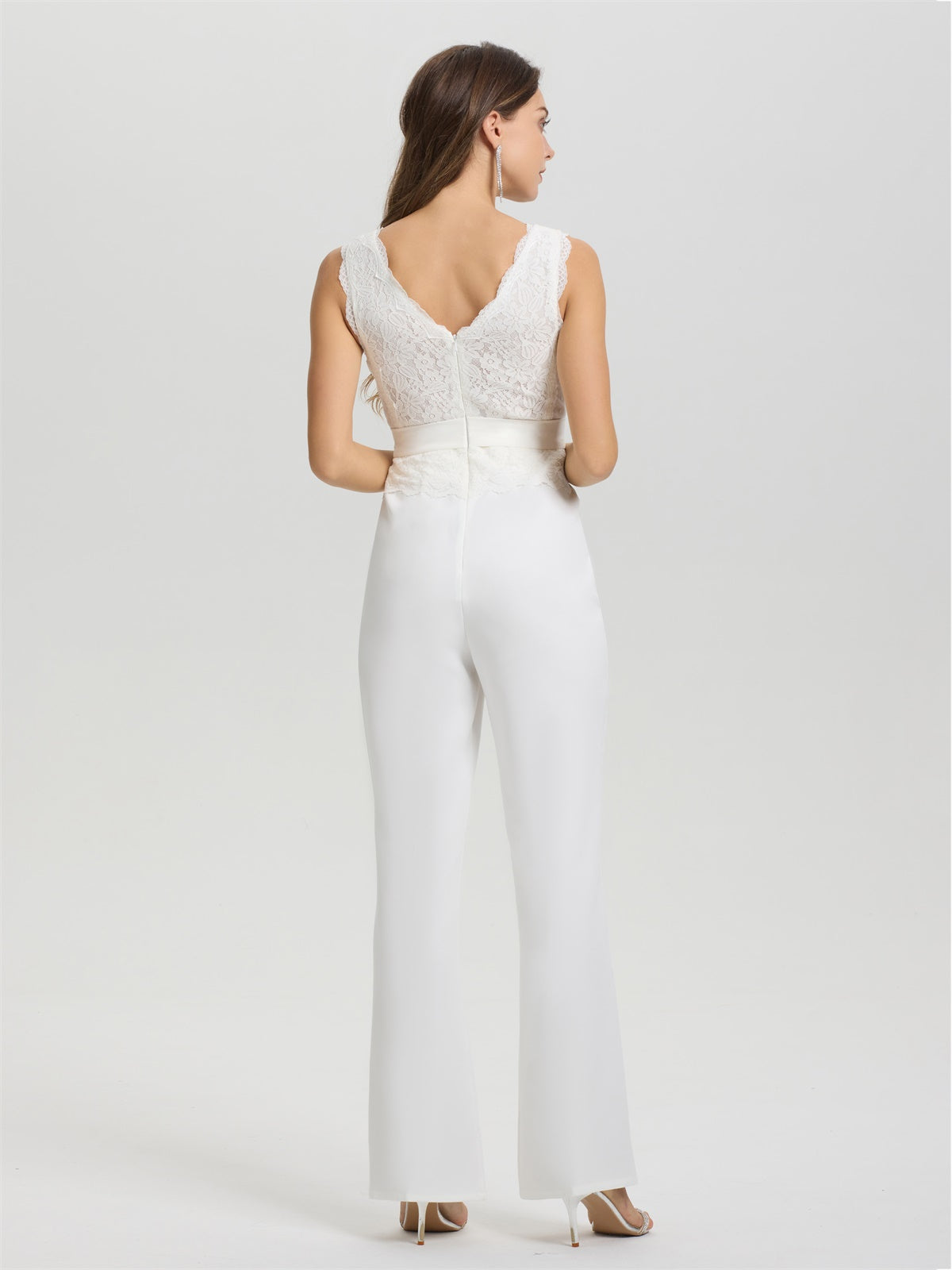 Süßer Elfenbein V-Ausschnitt ärmelloses Spitzenoberteil Hochzeit Hosenanzug/Jumpsuit