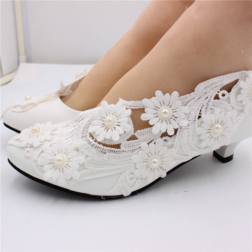 Wunderschöne Spitze Blume Perle verschönert Hochzeit Schuhe