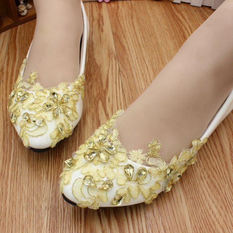 Vintage Gelb Diamanten Stickerei Blume Rebe Hochzeitschuhe