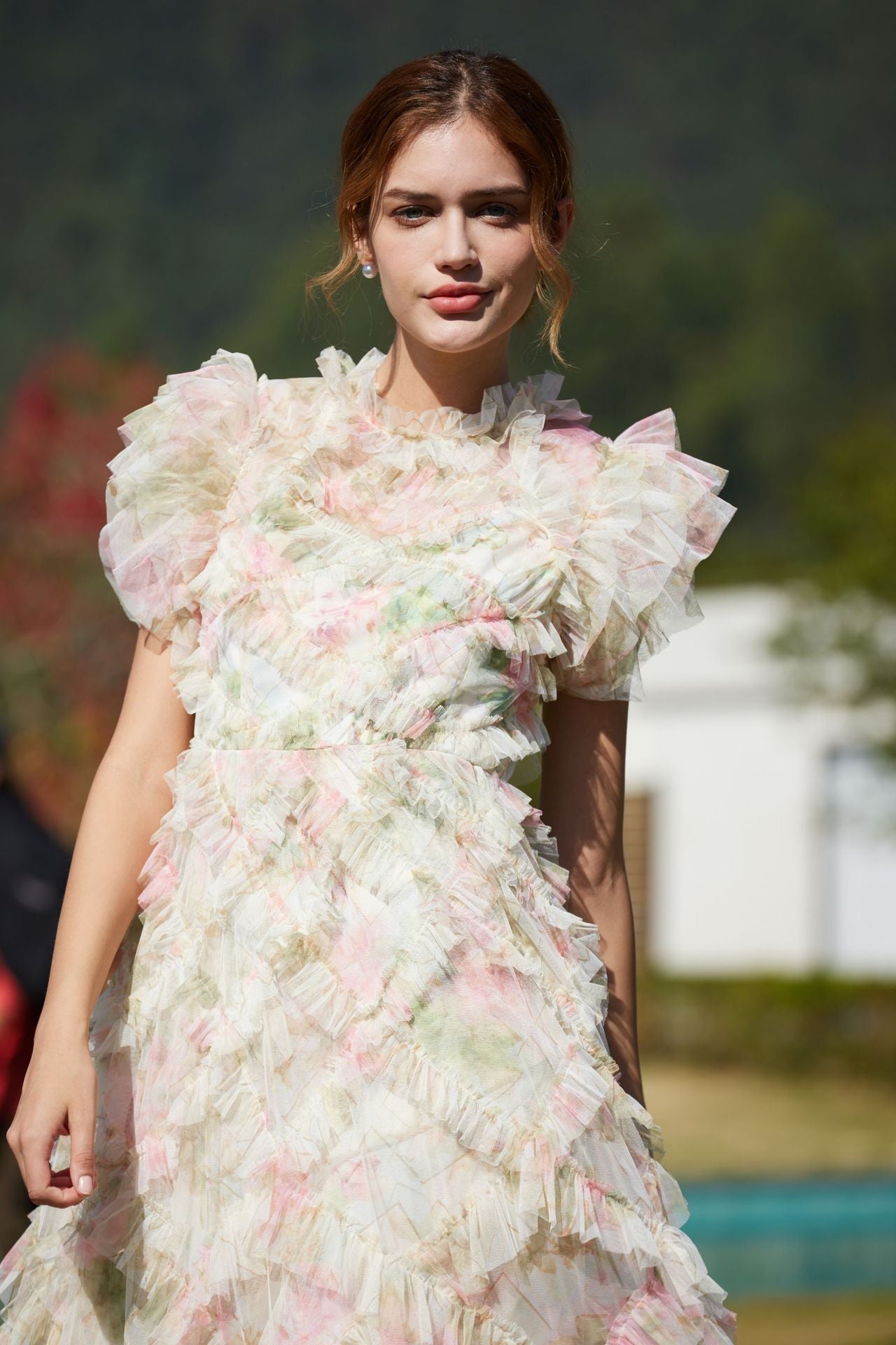 Süßer Blumendruck Kurze Puffärmel Rüschen Tüll Hochzeit Gastkleider