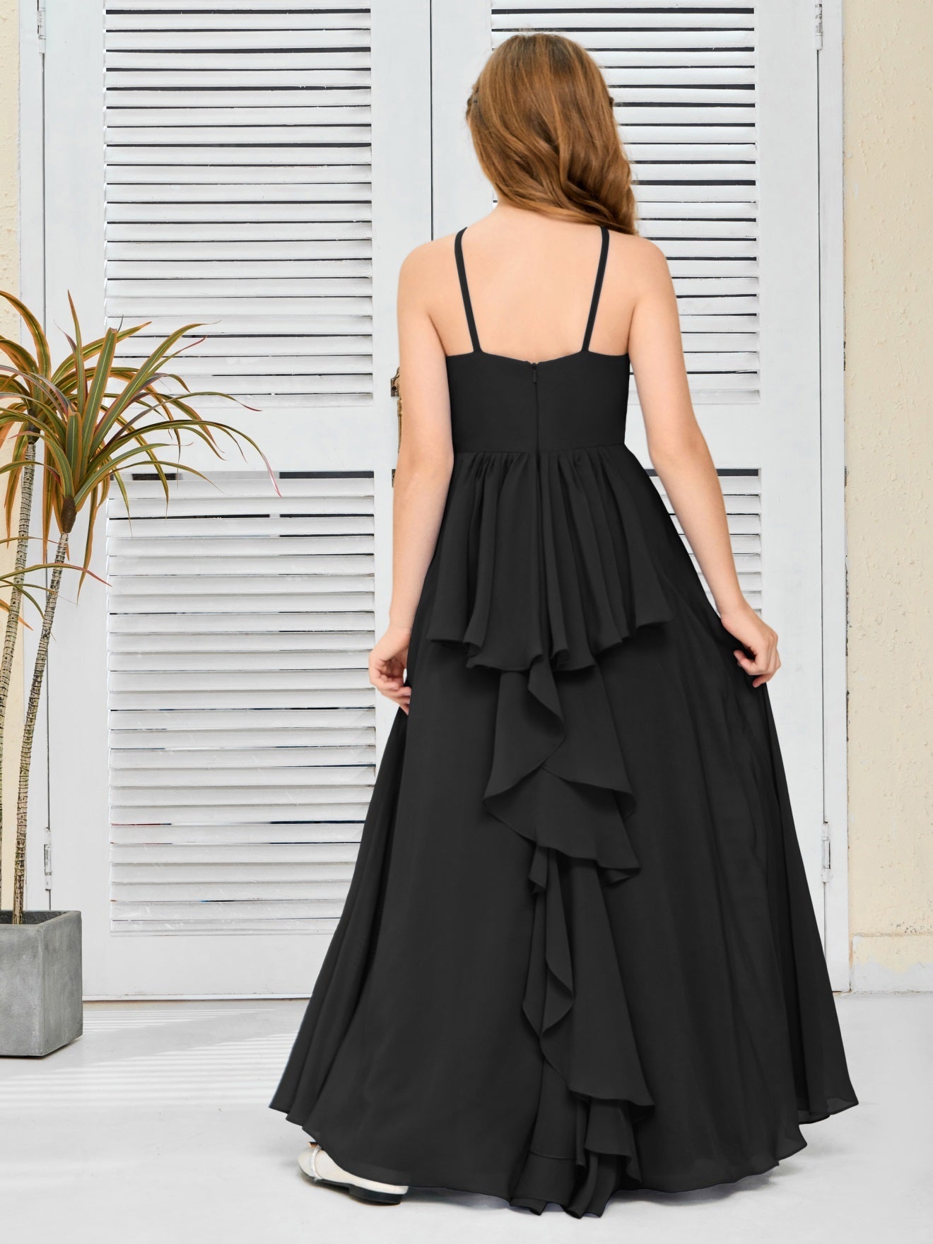 Elegantes Chiffon Junior-Brautjungfernkleid mit hängendem Ausschnitt