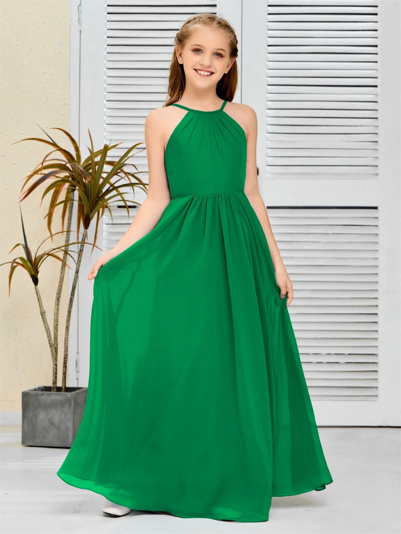 Elegantes Chiffon Junior-Brautjungfernkleid mit hängendem Ausschnitt