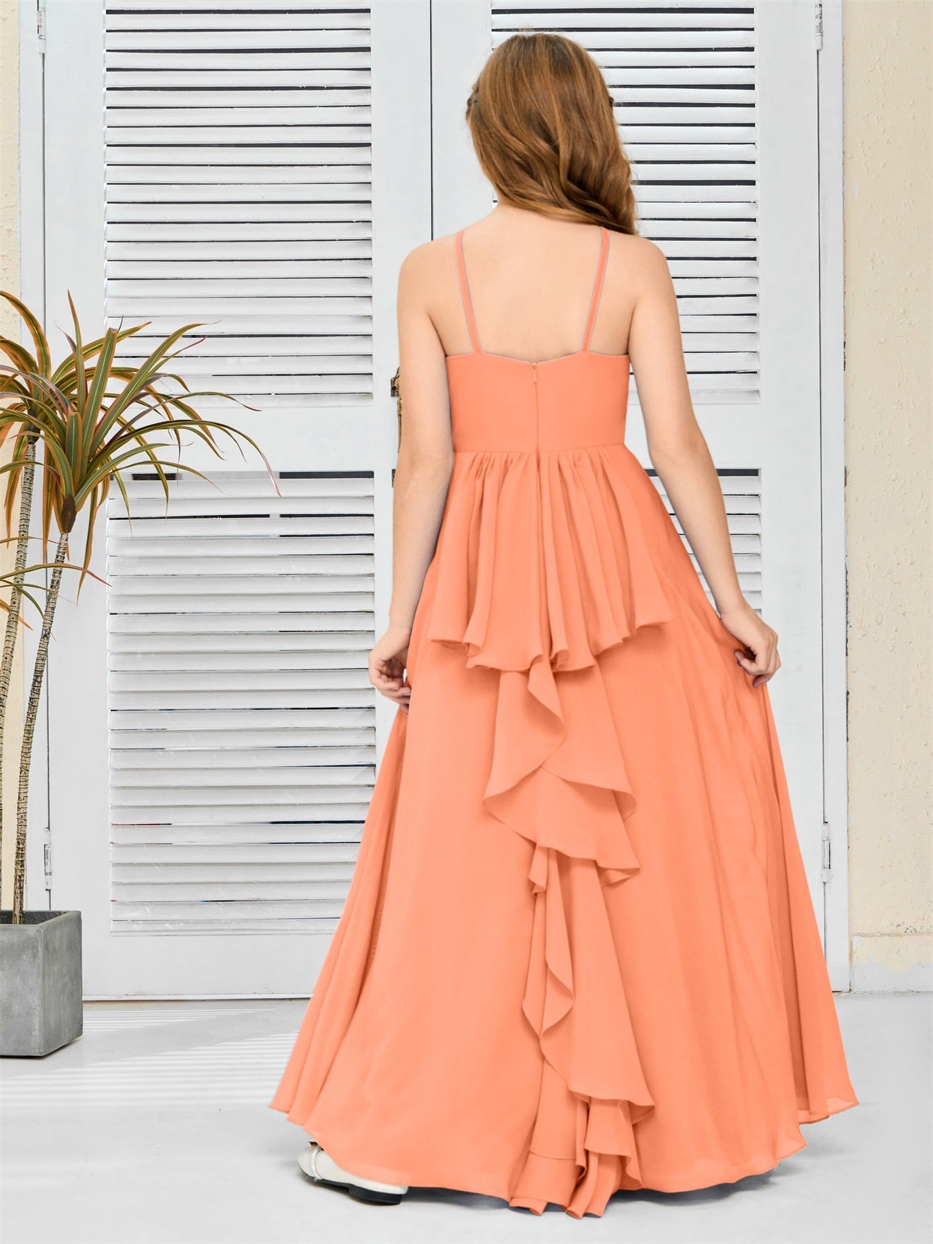 Elegantes Chiffon Junior-Brautjungfernkleid mit hängendem Ausschnitt