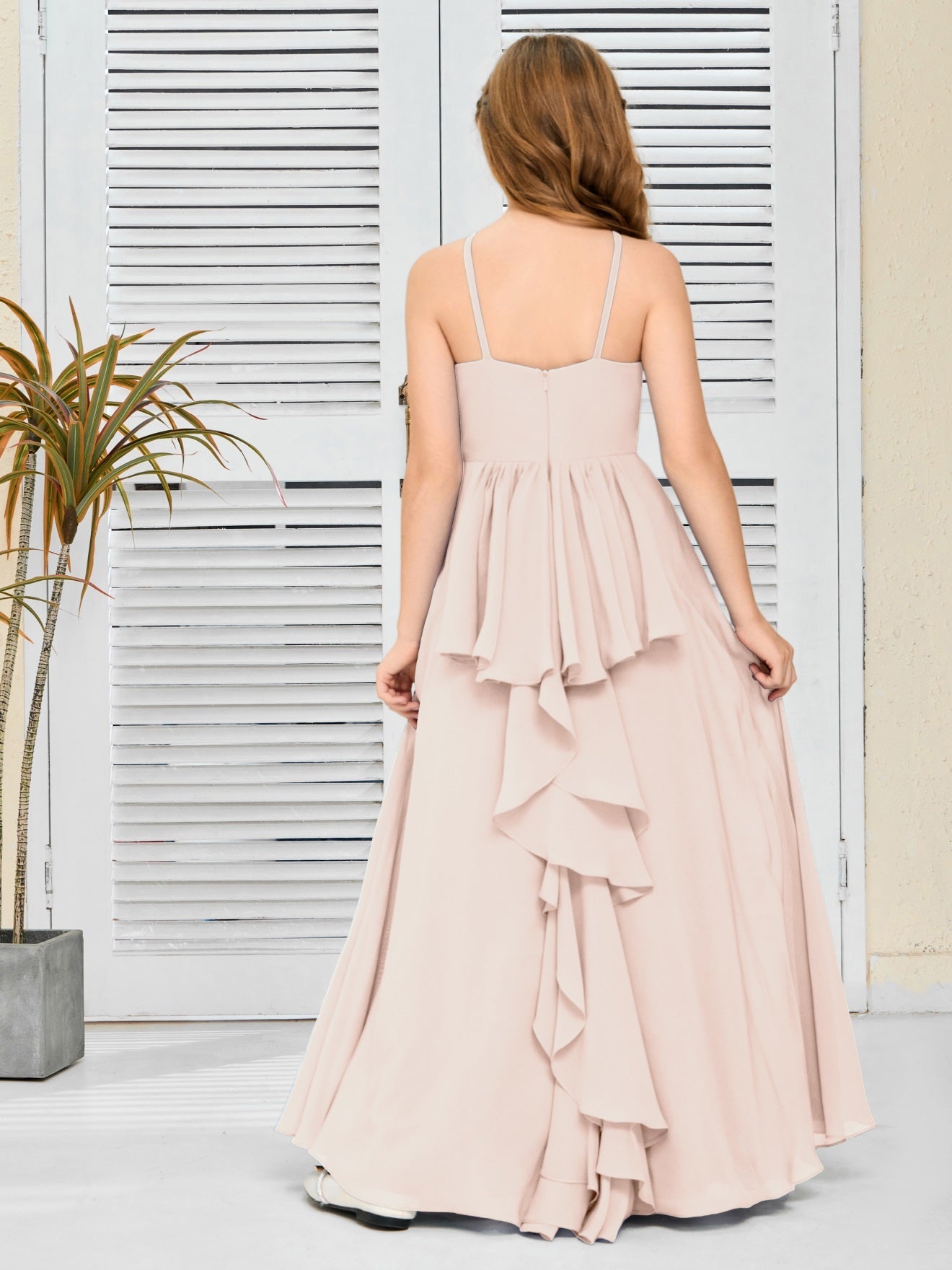 Elegantes Chiffon Junior-Brautjungfernkleid mit hängendem Ausschnitt