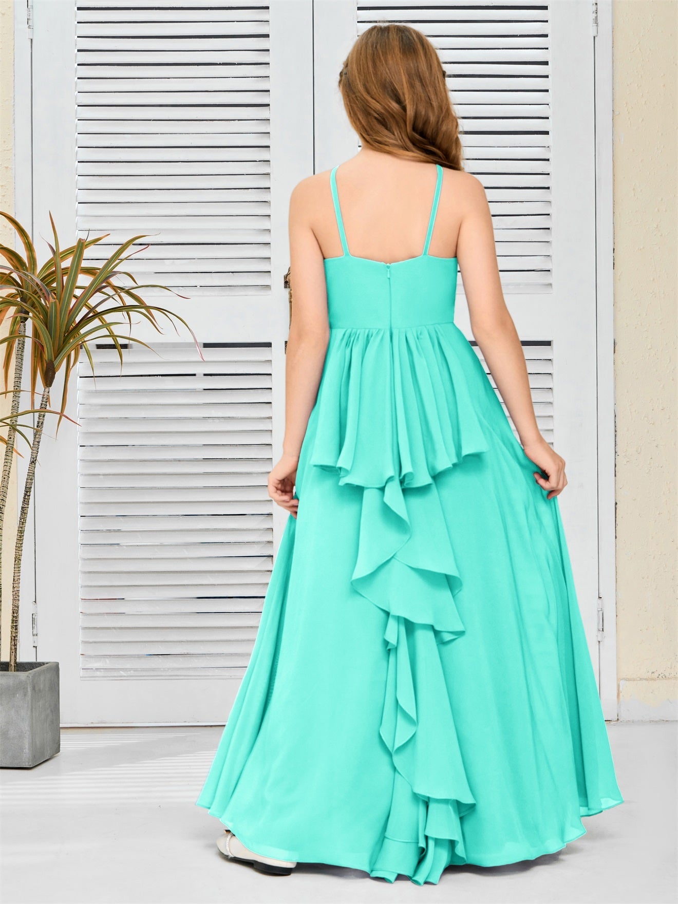 Elegantes Chiffon Junior-Brautjungfernkleid mit hängendem Ausschnitt