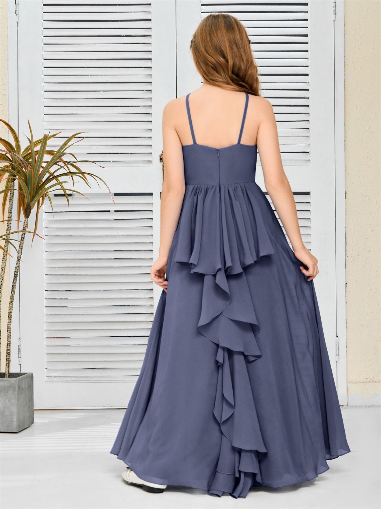 Elegantes Chiffon Junior-Brautjungfernkleid mit hängendem Ausschnitt