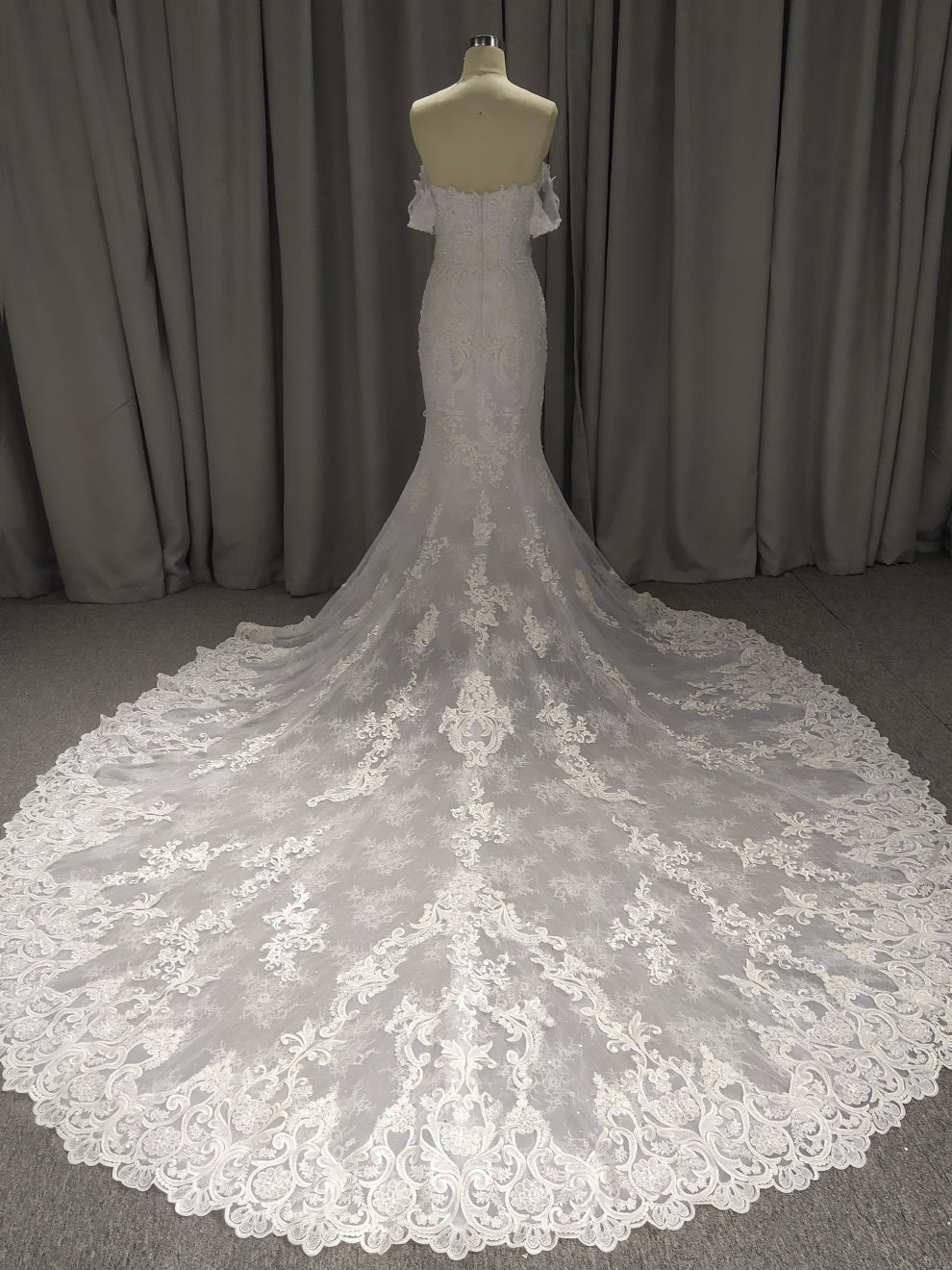 Sweetheart Hals aus der sollte Meerjungfrau Brautkleid mit langen Zug C0024