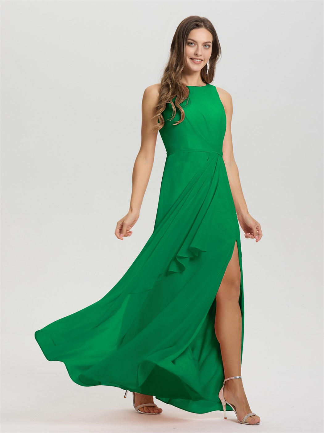 Boot Hals ärmellos Rüschen Schlüsselloch zurück Chiffon Brautjungfer Kleid