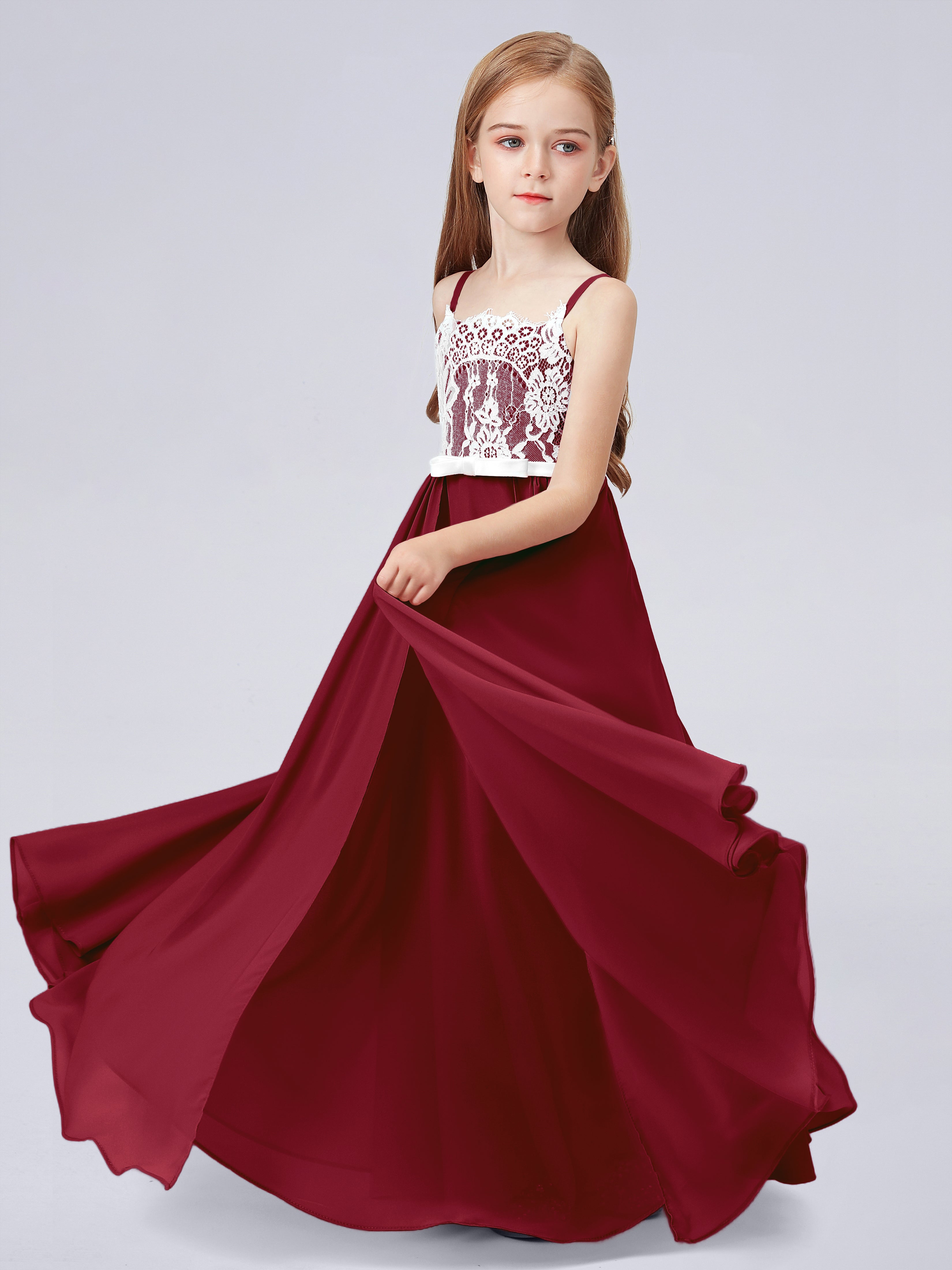 Spitzenkleid für Junge Brautjungfern mit Spaghettiträgern